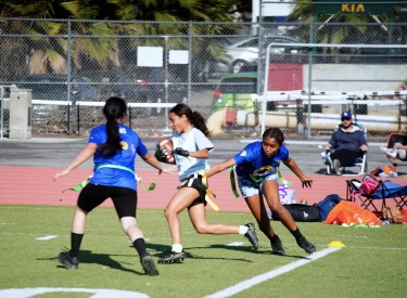 ERMS Flag Football Girls BTB - A World Fit For Kids!